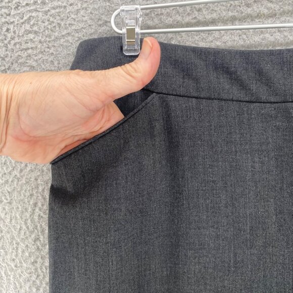 Chicos Pants Womens 2 US 12 Short Gray Stretch Straight Leg Office Career Work - Picture 5 of 13